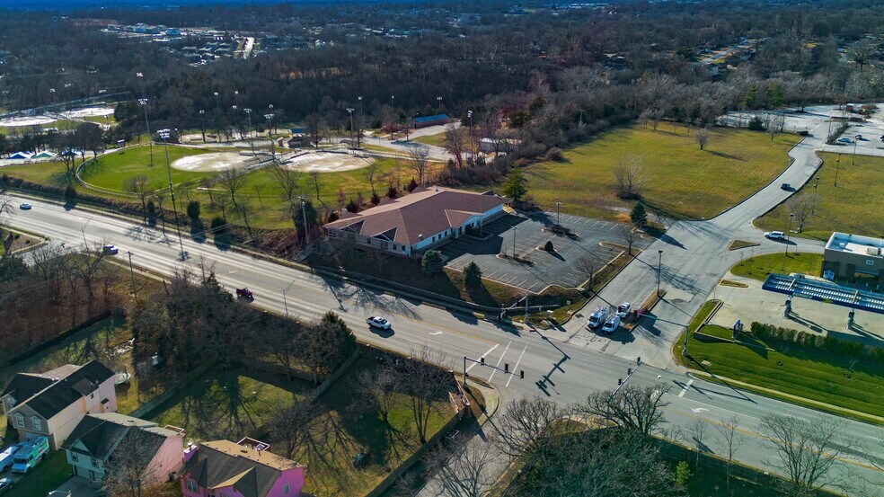 More Photos Of 4240 S Lees Summit Rd, Independence Office For Lease