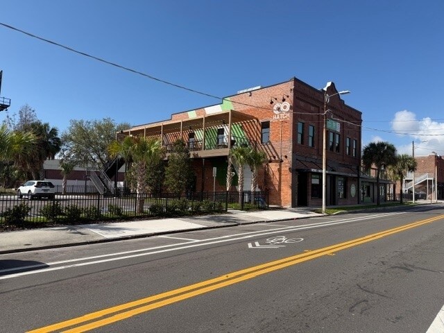 Primary Photo Of 2132 W Main St, Tampa Office For Sale