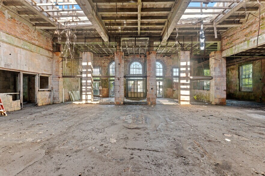 More Photos Of 1190 Main St, West Warwick Loft Creative Space For Sale