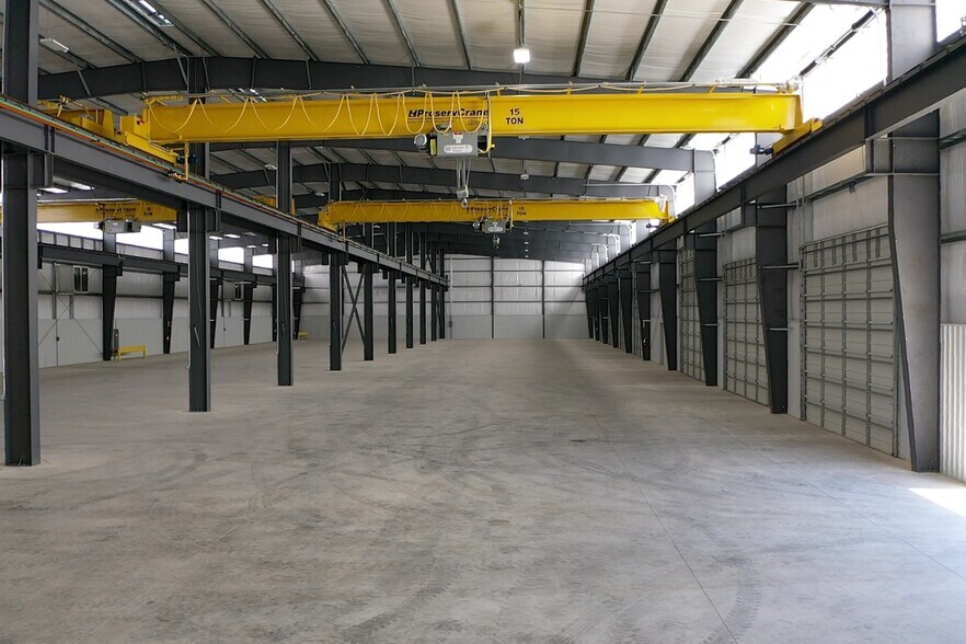 More Photos Of 41291 Park 290 Dr, Waller Warehouse For Lease