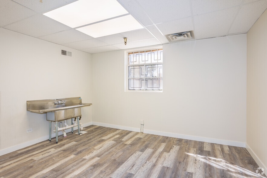 More Photos Of 4590 Jason St, Denver Warehouse For Lease