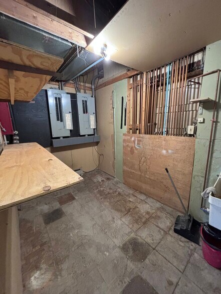 More Photos Of 3 Orchard St, Pittsfield Apartments For Lease