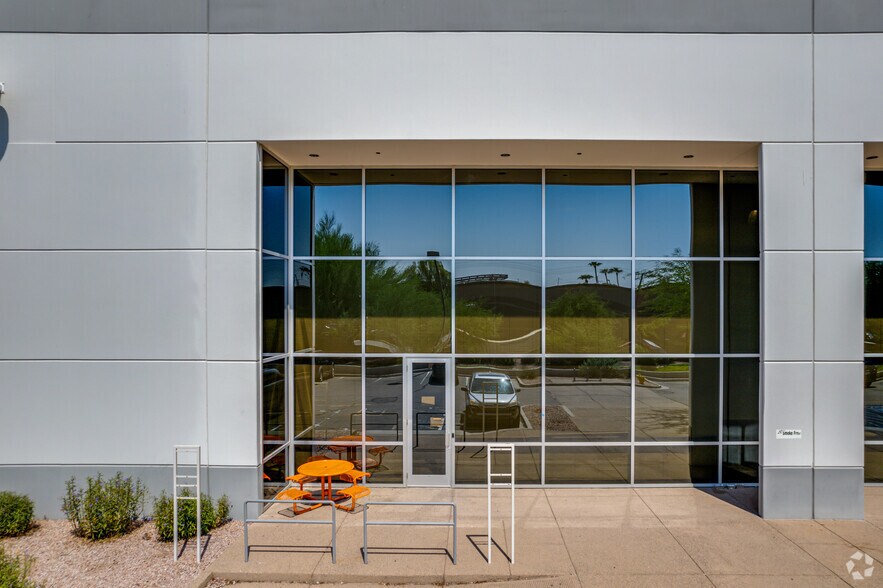 More Photos Of 7419 S Roosevelt St, Tempe Warehouse For Lease