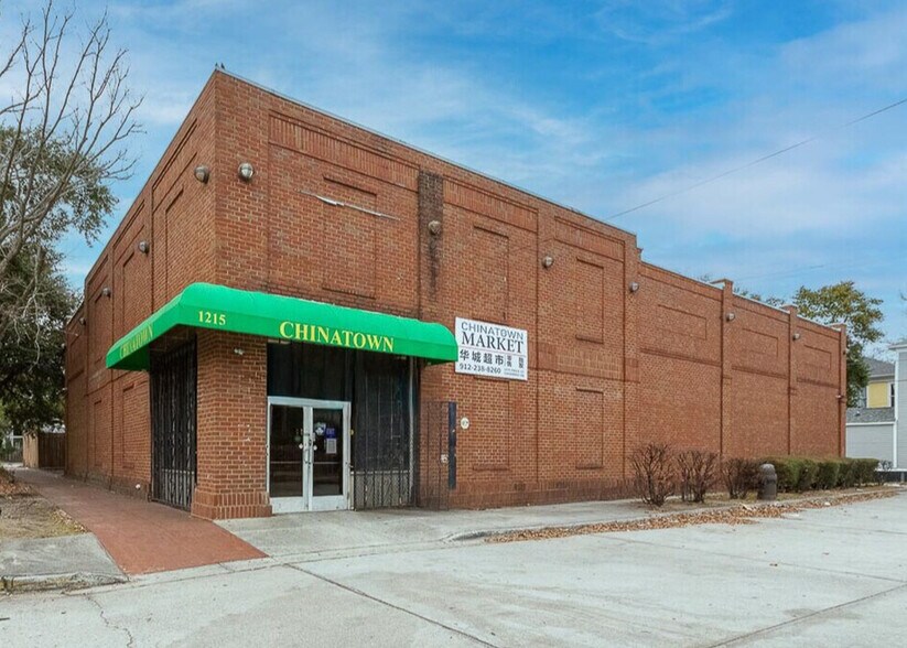 More Photos Of 1215 Price St, Savannah Freestanding For Lease