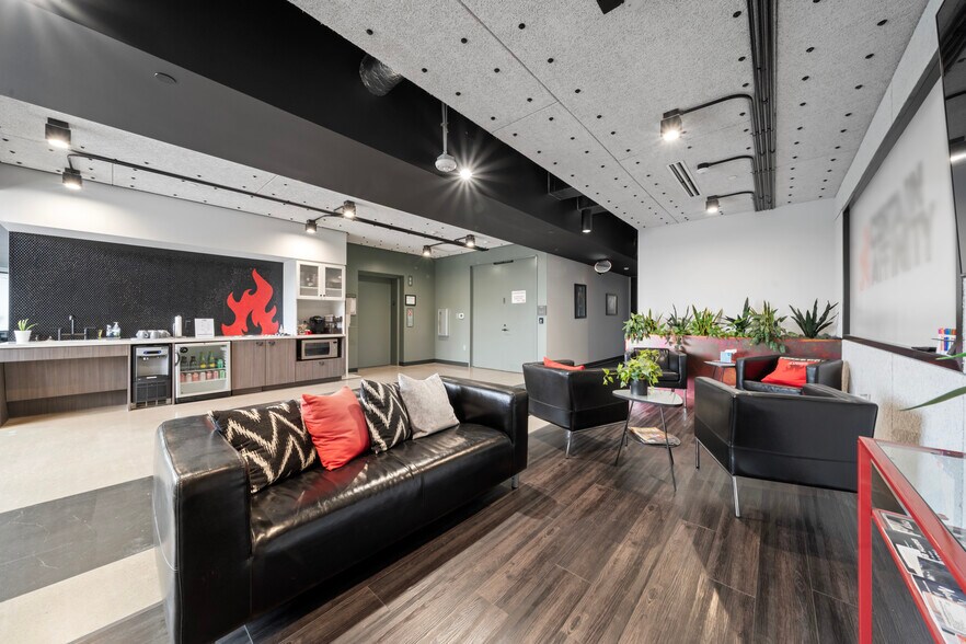 More Photos Of 7620 Guadalupe St, Austin Office For Lease