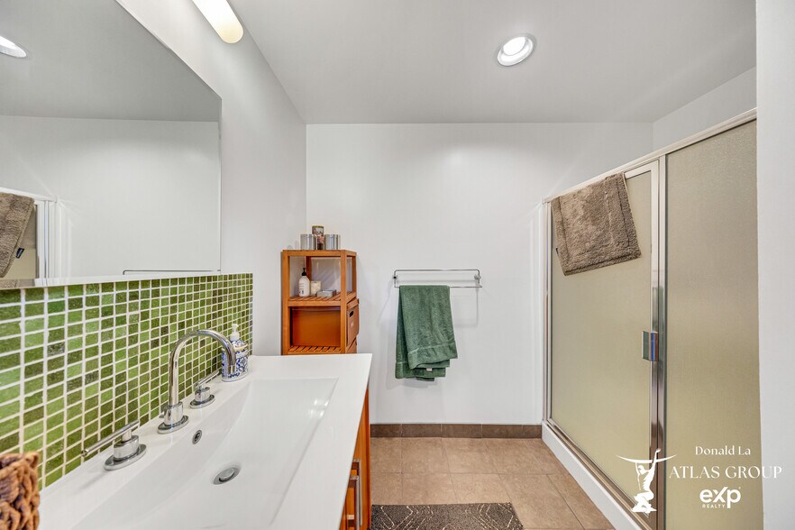 More Photos Of 1124 Mission St, South Pasadena Office For Sale