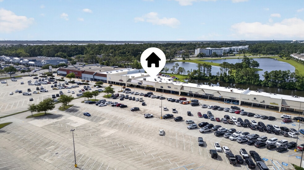 More Photos Of 14286 Beach Blvd, Jacksonville Beach General Retail For Sale