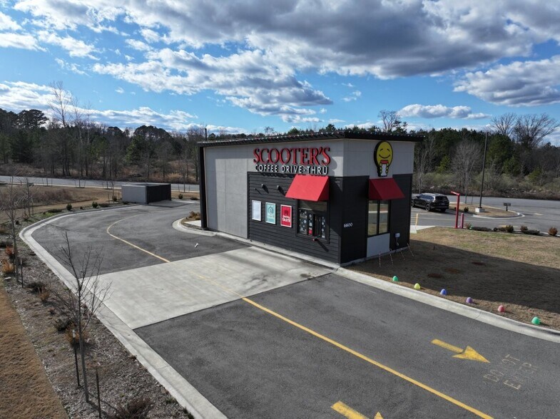 More Photos Of 6600 Corporate Dr, North Little Rock Fast Food For Lease