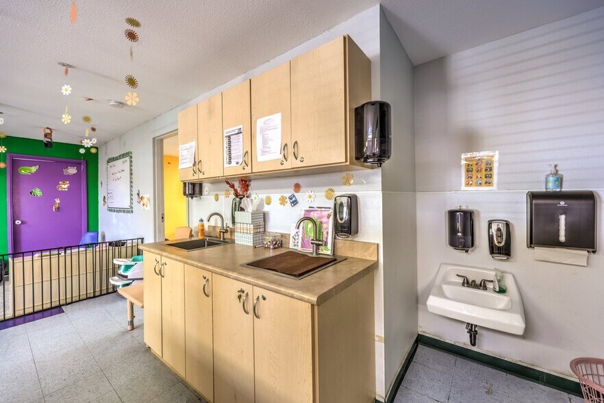 More Photos Of 3710 S Sandhill Rd, Las Vegas Daycare Center For Sale