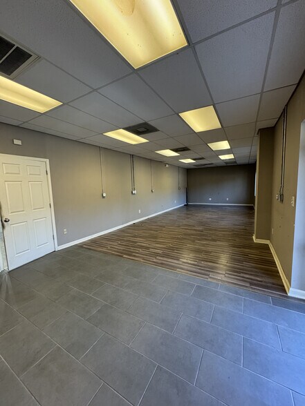 More Photos Of 55 Concourse Way, Greer Warehouse For Lease
