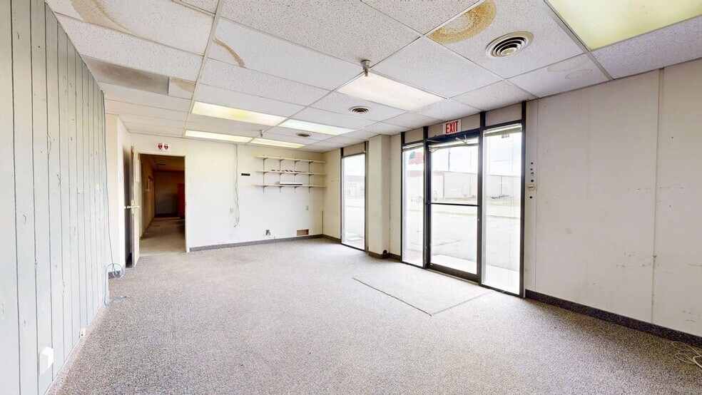 More Photos Of 119 S Washington Ave, Laurel Industrial For Sale