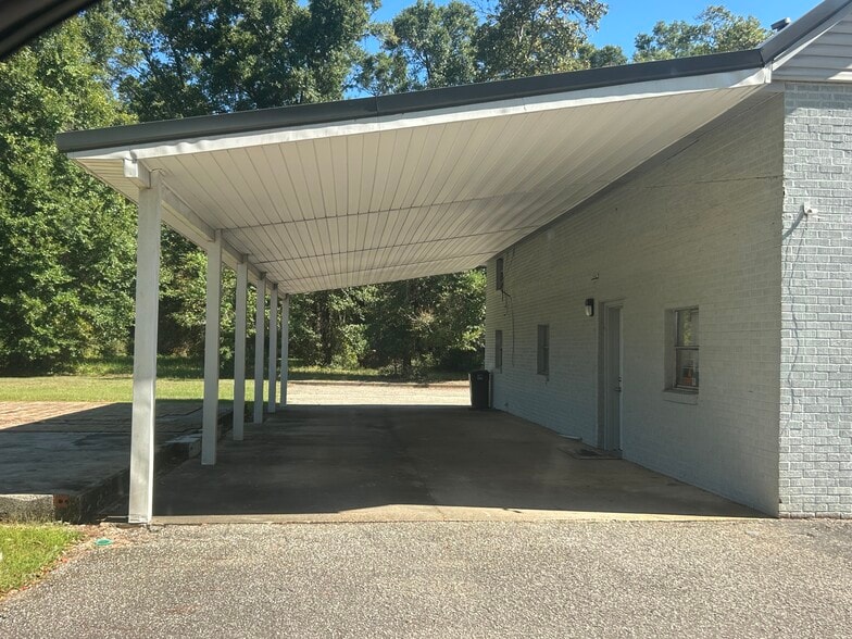 More Photos Of 223 Saraland Blvd S, Saraland Specialty For Sale