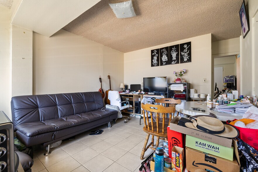 More Photos Of 2318 Lime St, Honolulu Apartments For Sale