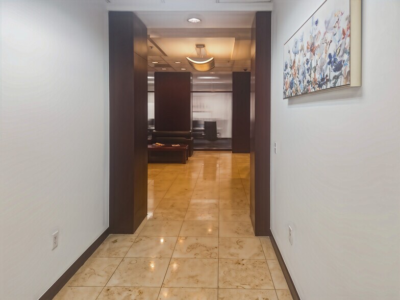 More Photos Of 400 S 4th St, Las Vegas Coworking Space