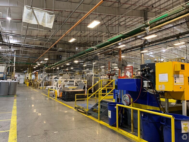 More Photos Of 850 Industrial Rd, Madisonville Manufacturing For Lease