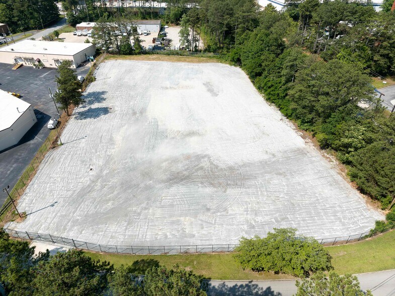 More Photos Of 20 Selig Drive, Atlanta Land For Lease