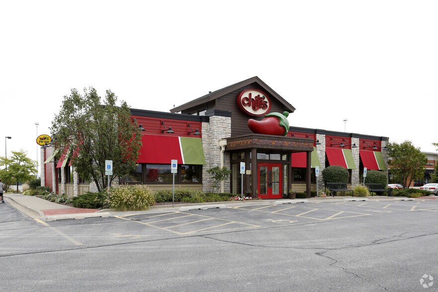 More Photos Of 14011-14065 S Bell Rd, Homer Glen Unknown For Lease