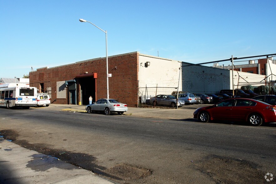 More Photos Of 601-603 Union St, Brooklyn Warehouse For Lease