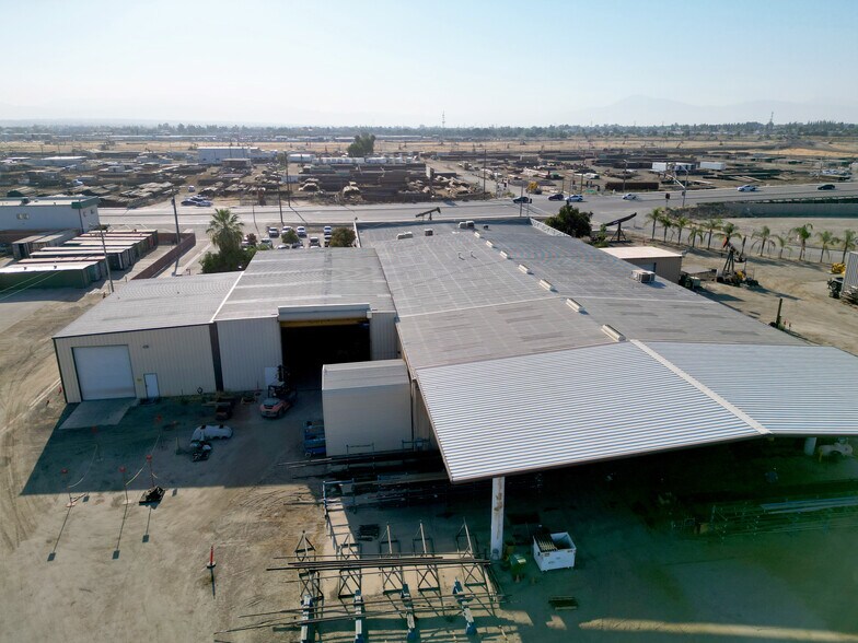 More Photos Of 2157 Mohawk St, Bakersfield Warehouse For Lease