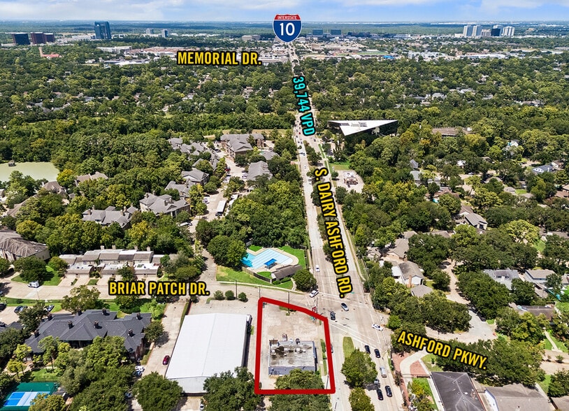 More Photos Of 1326 S Dairy Ashford Rd, Houston Convenience Store For Sale