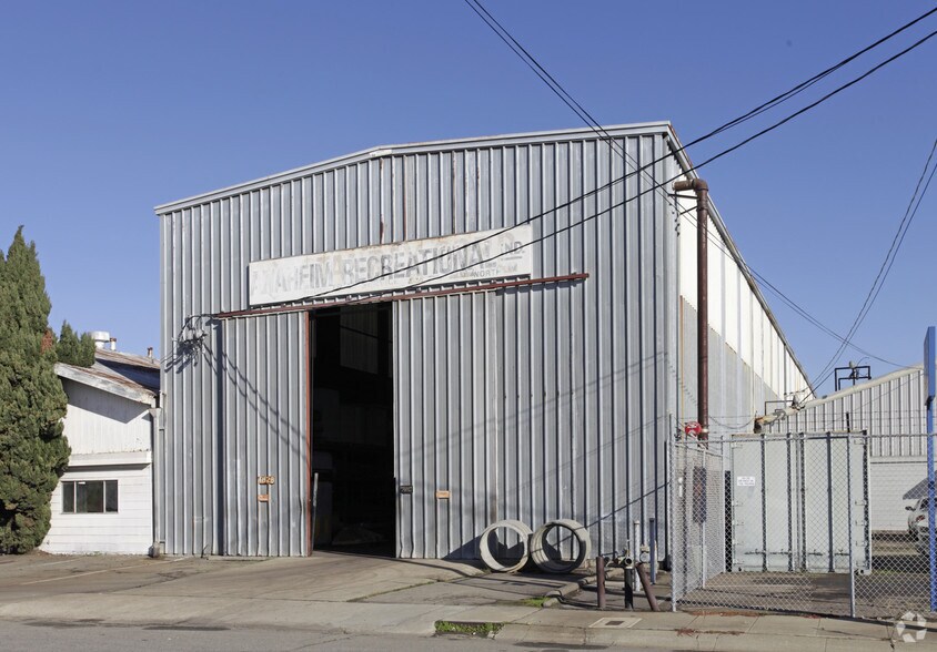 More Photos Of 496 Hester St, San Leandro Warehouse For Lease