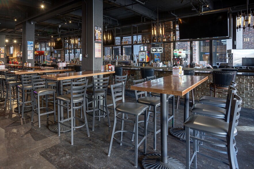 More Photos Of 105 Broadway, Nashville Restaurant For Sale