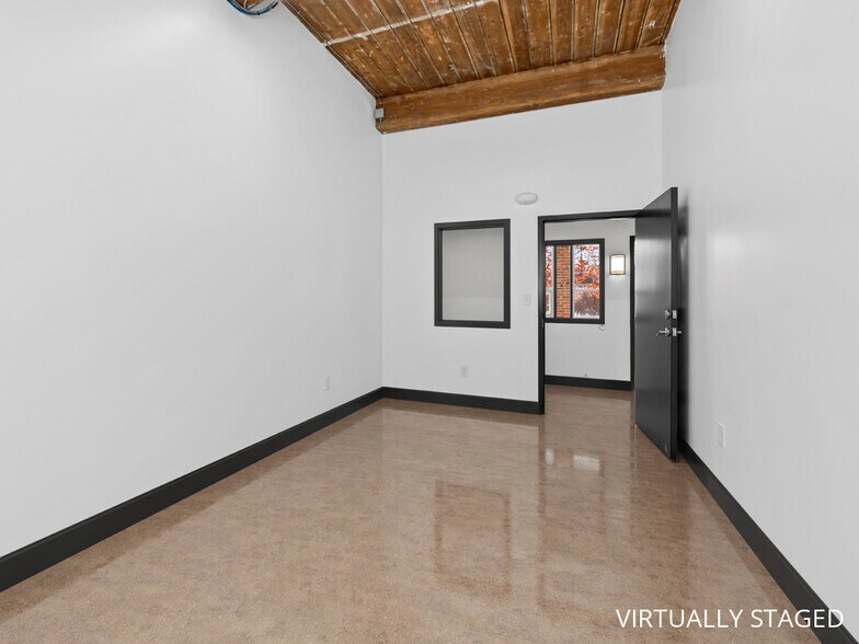 More Photos Of 67 Maplewood St, Malden Office For Lease