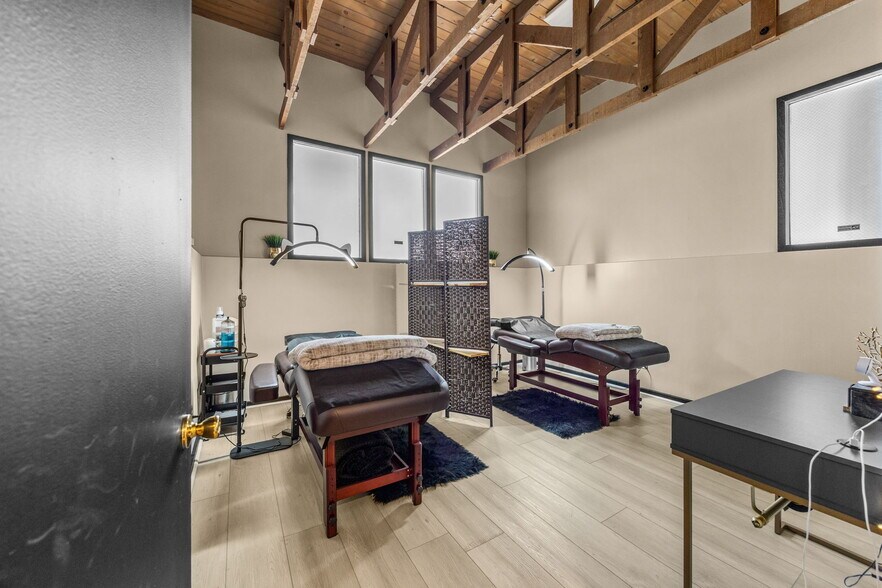 More Photos Of 630-640 S Glassell St, Orange Office For Sale