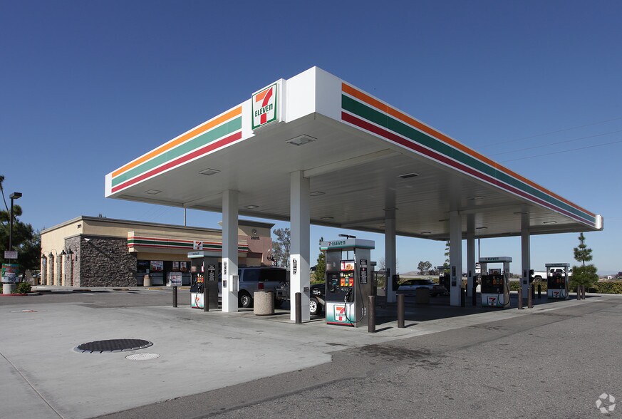 Primary Photo Of 28015 Scott Rd, Murrieta Convenience Store For Sale