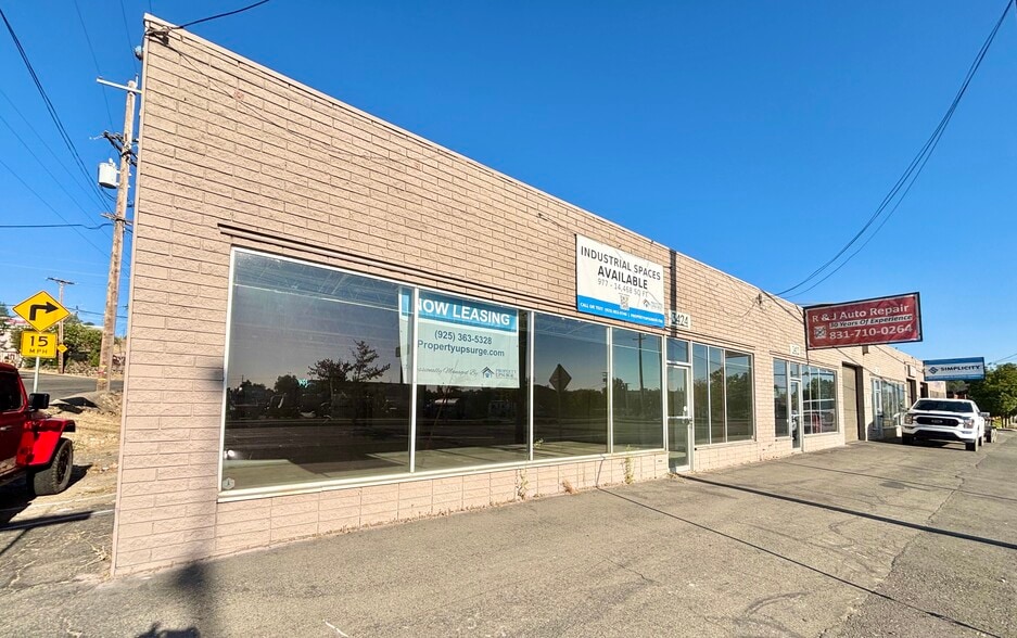 Primary Photo Of 3390-3424 S Market St, Redding Industrial For Lease