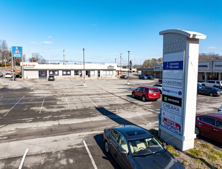 More Photos Of 111-115 Stephen J White Memorial Blvd, Talladega Unknown For Lease