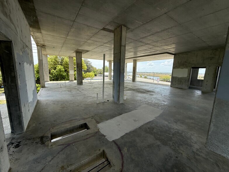 More Photos Of 2508 Newcastle St, Brunswick Apartments For Sale