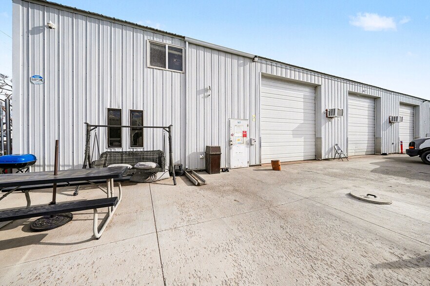 More Photos Of 420 15th St, Greeley Service For Sale