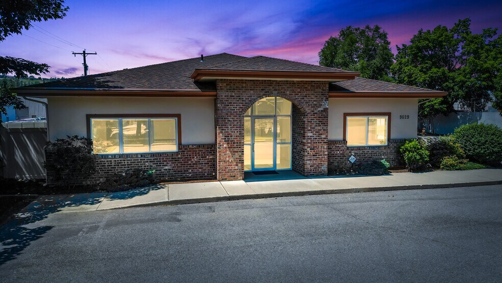 More Photos Of 9629 N Colfax Rd, Spokane Office For Sale