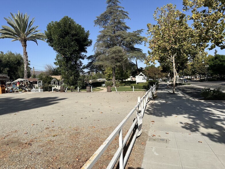 More Photos Of 42030 C St, Murrieta Freestanding For Sale