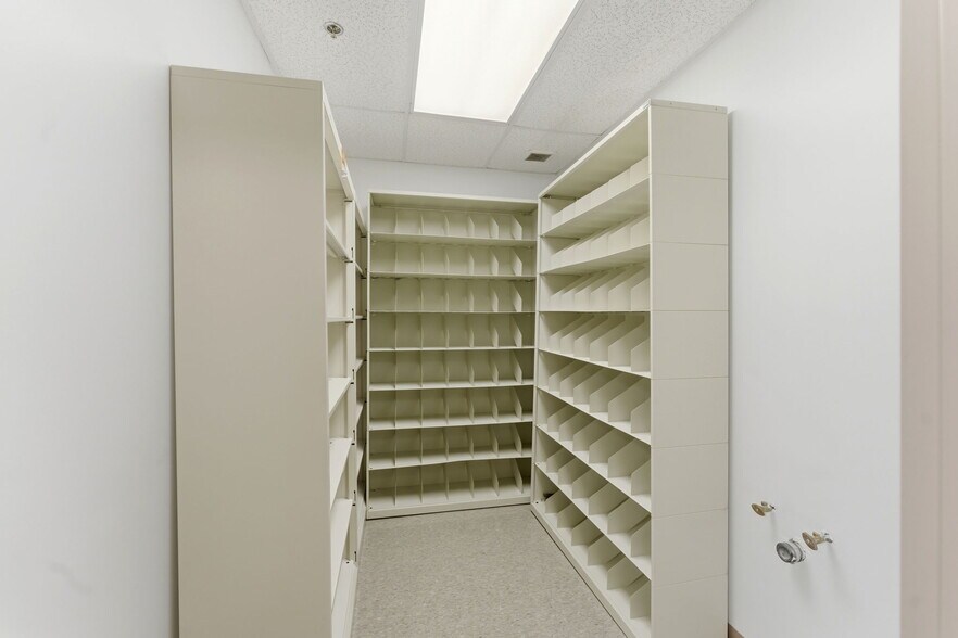 More Photos Of 2138 Mendon Rd, Cumberland Medical For Sale