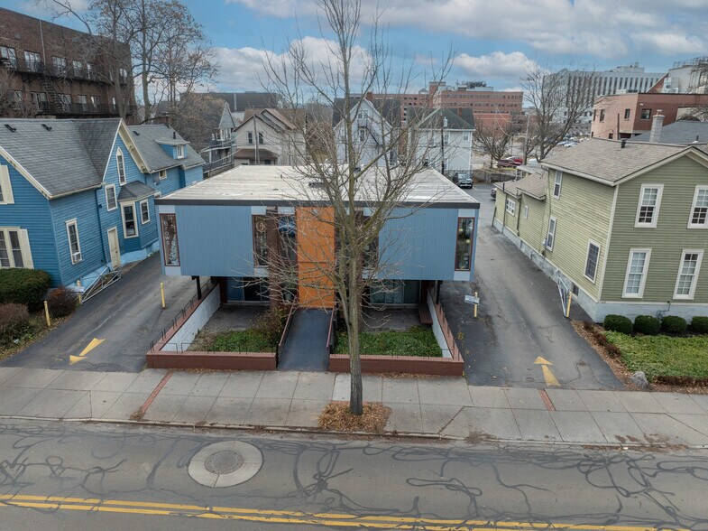 More Photos Of 71 Park Ave, Rochester Medical For Sale