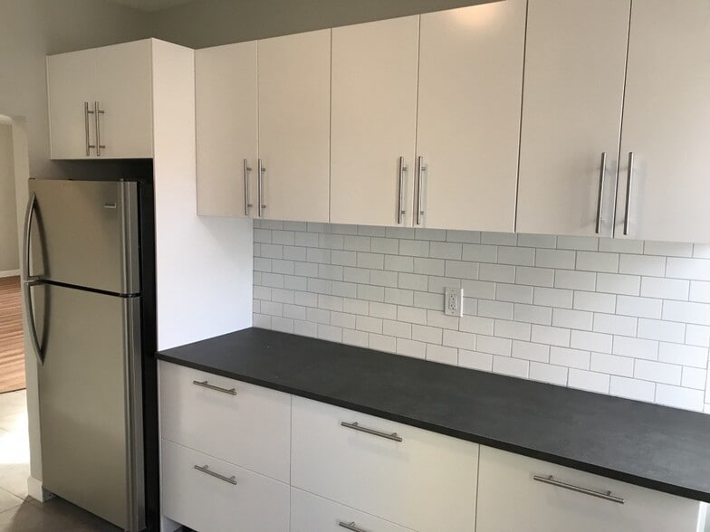 More Photos Of 181 Monticello Ave, Jersey City Apartments For Lease