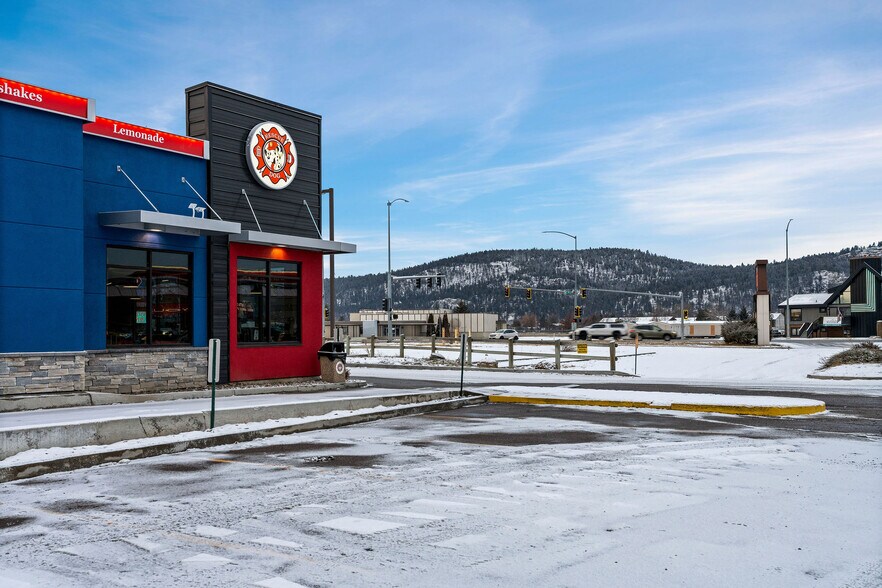 More Photos Of 205 18th St, Kalispell Fast Food For Sale