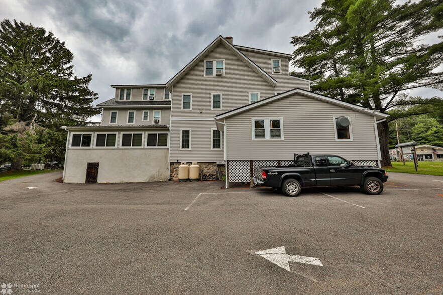 More Photos Of 2468 Route 390, Canadensis Hospitality For Sale