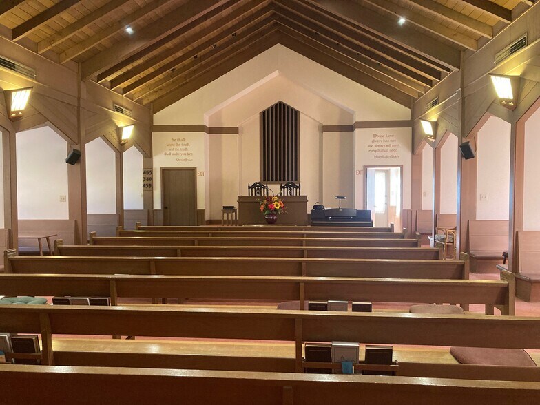 More Photos Of 1521 Spruce St, Berkeley Religious Facility For Lease