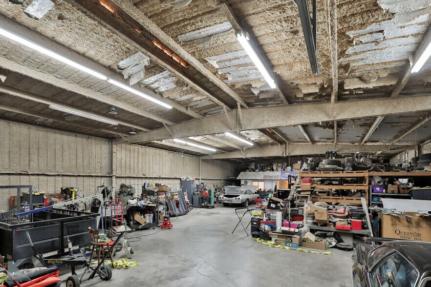 More Photos Of 2150 Industrial Blvd, Abilene Office For Sale