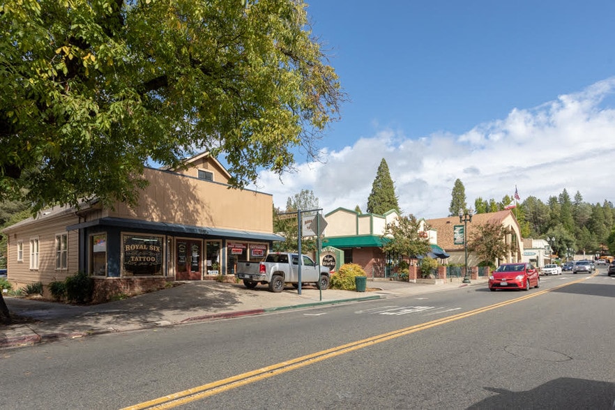 More Photos Of 537 Main St, Placerville Freestanding For Sale