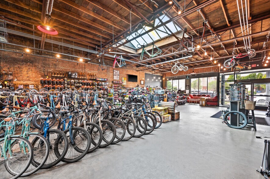 More Photos Of 150 E 800 S, Salt Lake City Storefront Retail Office For Sale