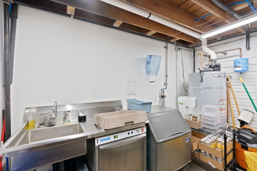 More Photos Of 1801 E 11th Ave, Spokane Restaurant For Sale