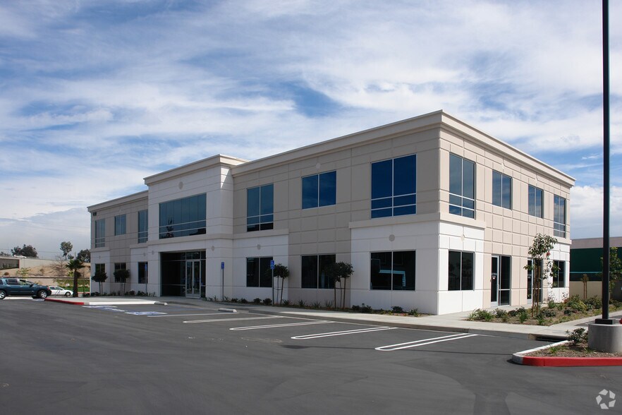 Primary Photo Of 1202 Bristol St, Costa Mesa Medical For Sale