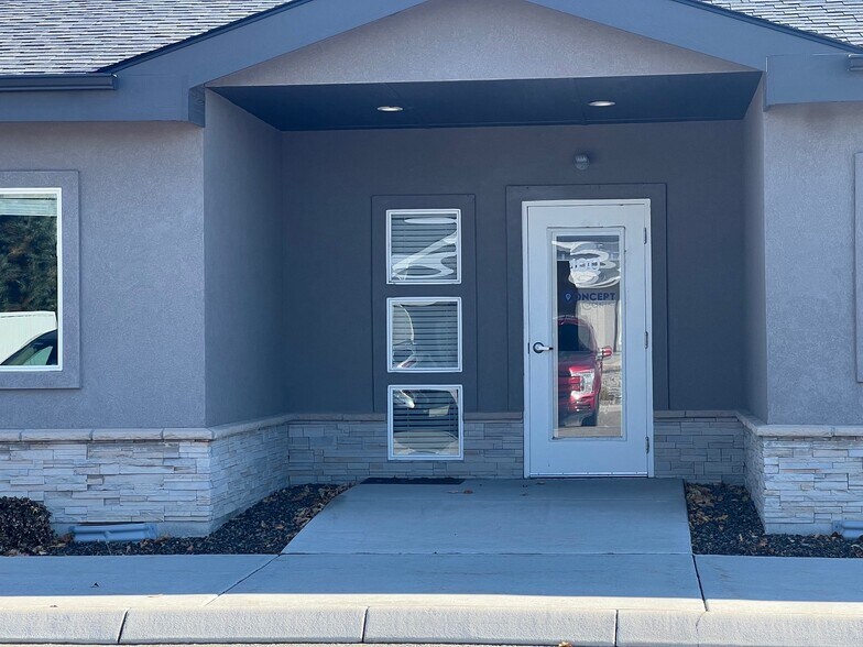 More Photos Of 1664 S Woodsage Ave, Meridian Office For Lease