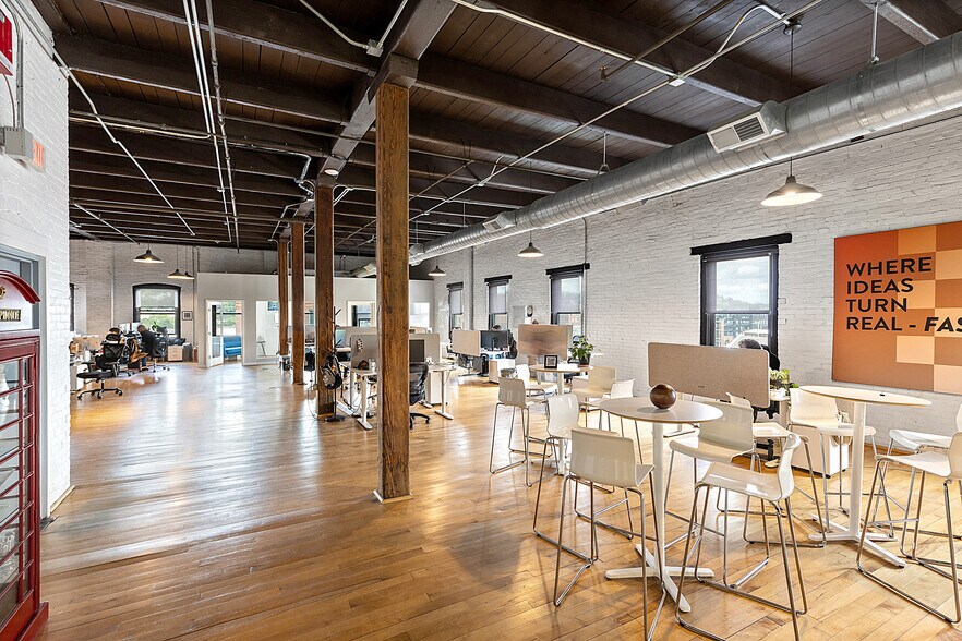 More Photos Of 2124 Penn Ave, Pittsburgh Office For Sale