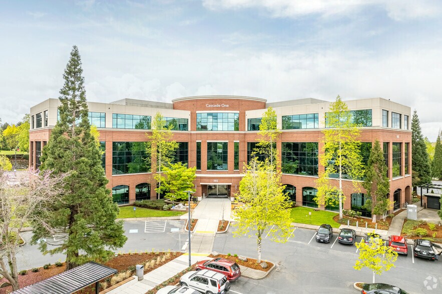 More Photos Of 1915 NE Stucki Ave, Beaverton Coworking Space