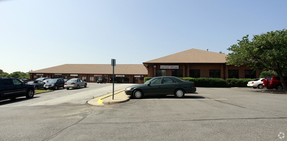 Primary Photo Of 1549 Old Bridge Rd, Woodbridge Unknown For Lease